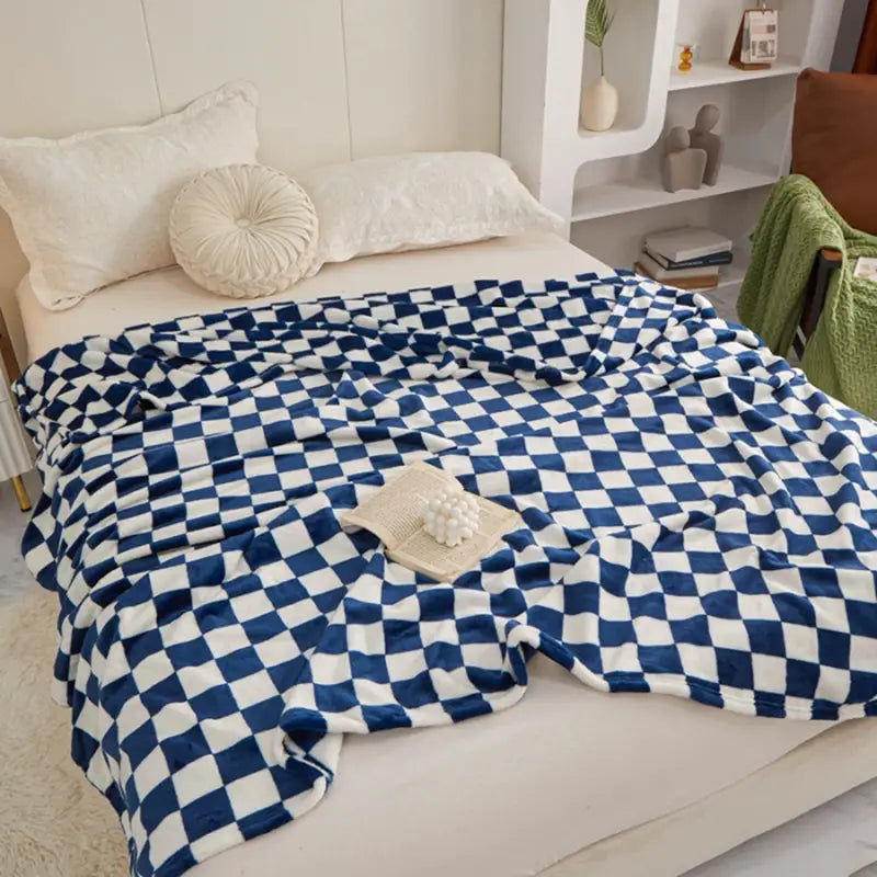 Blue & White Confterable Blanket